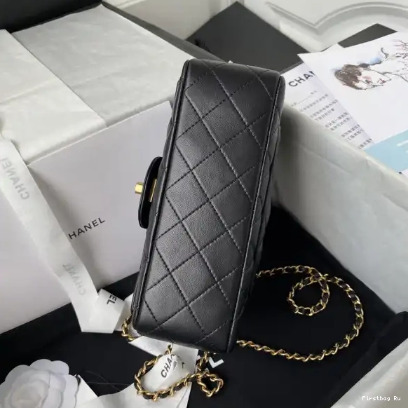 Firstbag Ru TOP FLAP WITH BAG HANDLE-20*12*6cm CHANEL 0702